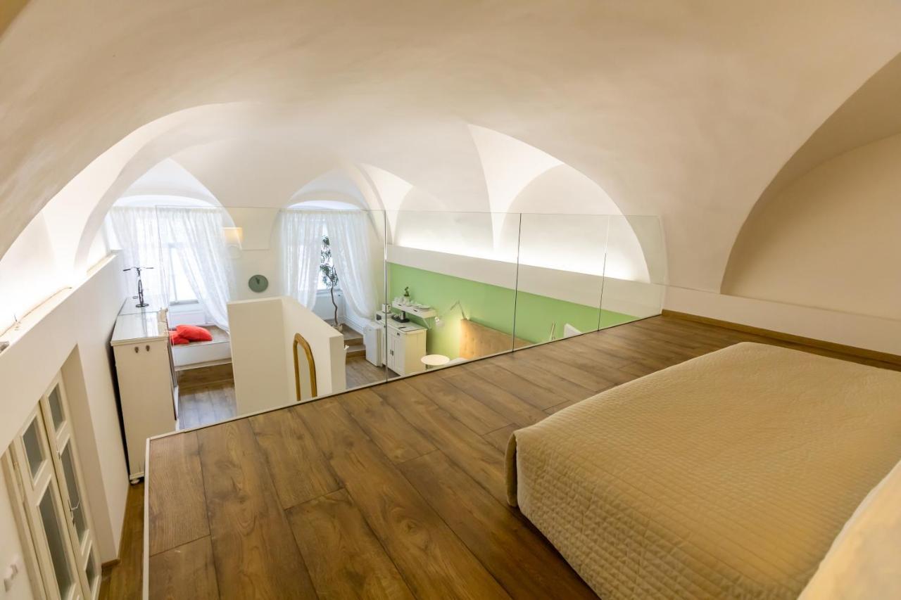 Palac Daun - Studio Apartments Znojmo Eksteriør billede